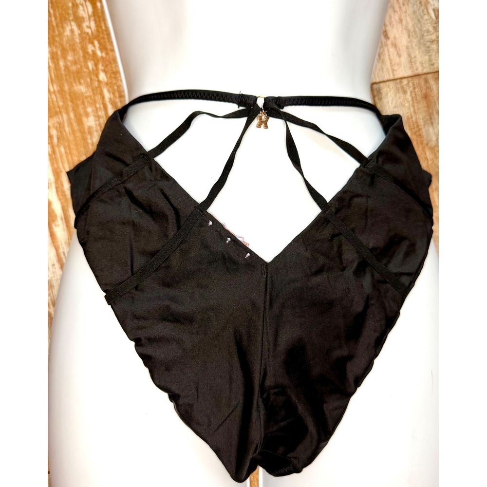 Savage X Fenty Womens L Not Sorry Strappy Brazilian Panty Black NWT
